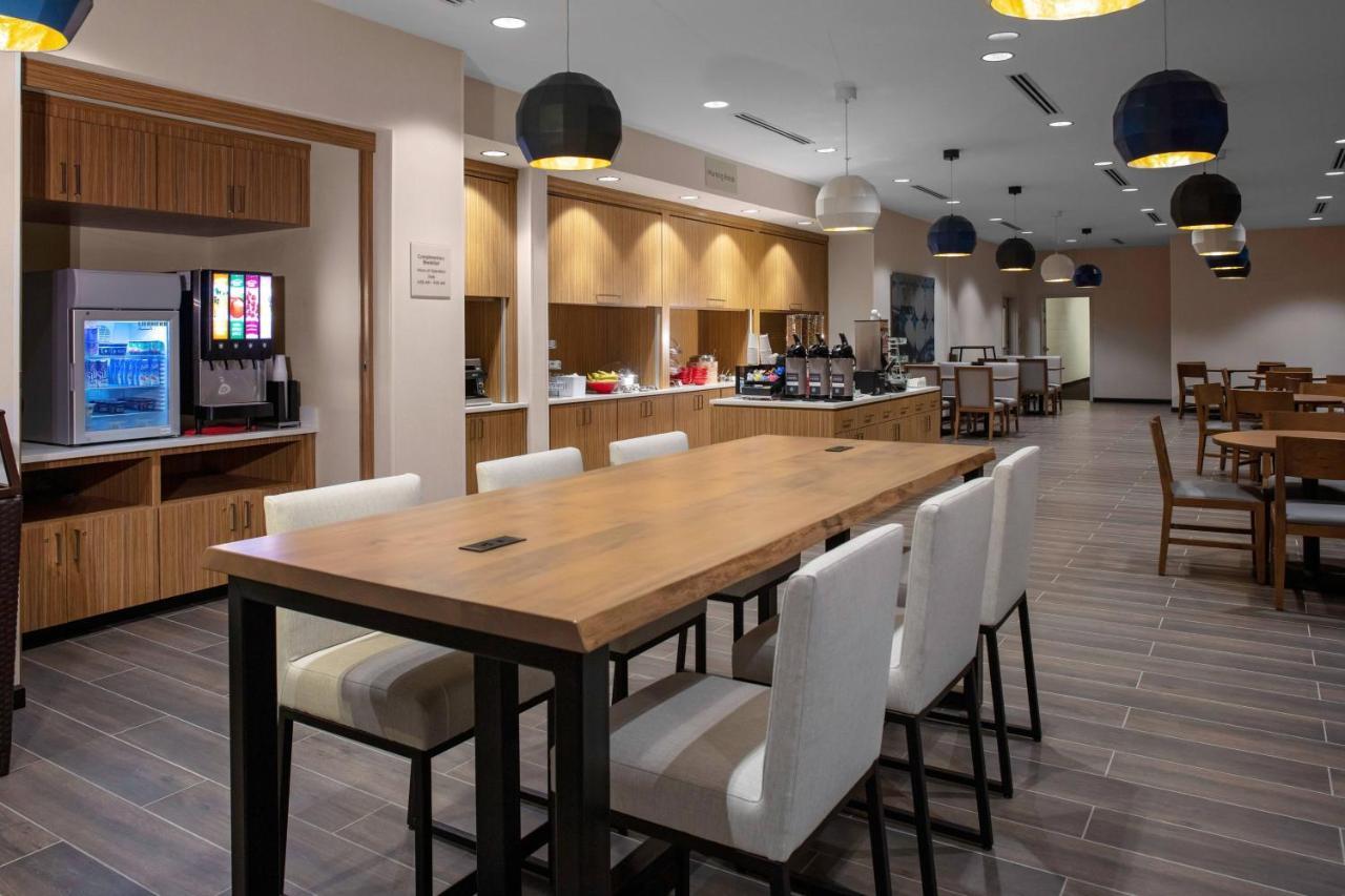 Towneplace Suites By Marriott Orlando Airport Ngoại thất bức ảnh