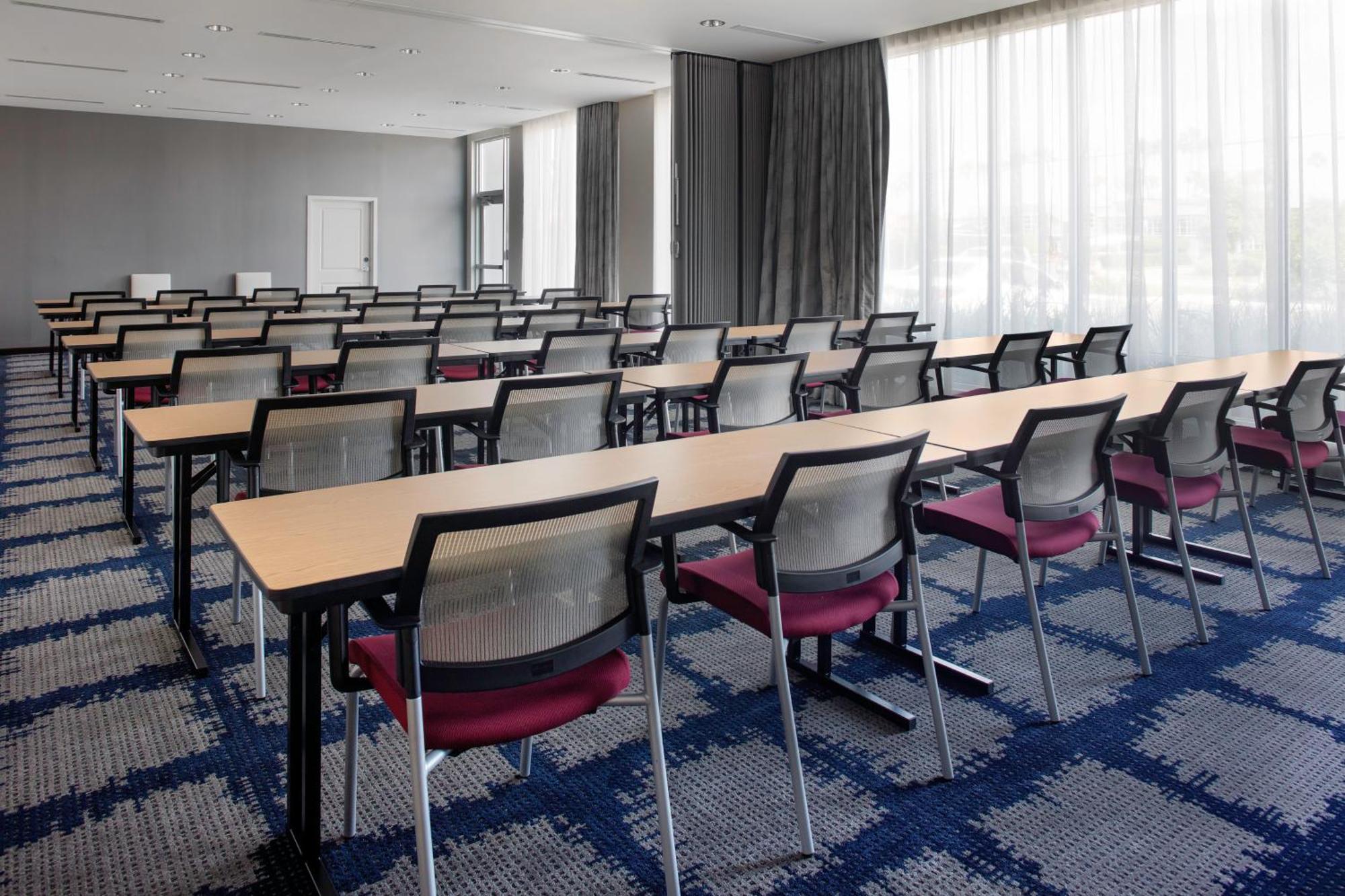 Towneplace Suites By Marriott Orlando Airport Ngoại thất bức ảnh